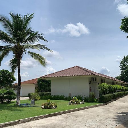 The Orchid House Hotel Nong Kung Yai Ngoại thất bức ảnh