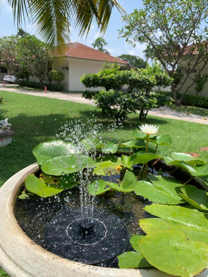 The Orchid House Hotel Nong Kung Yai Ngoại thất bức ảnh