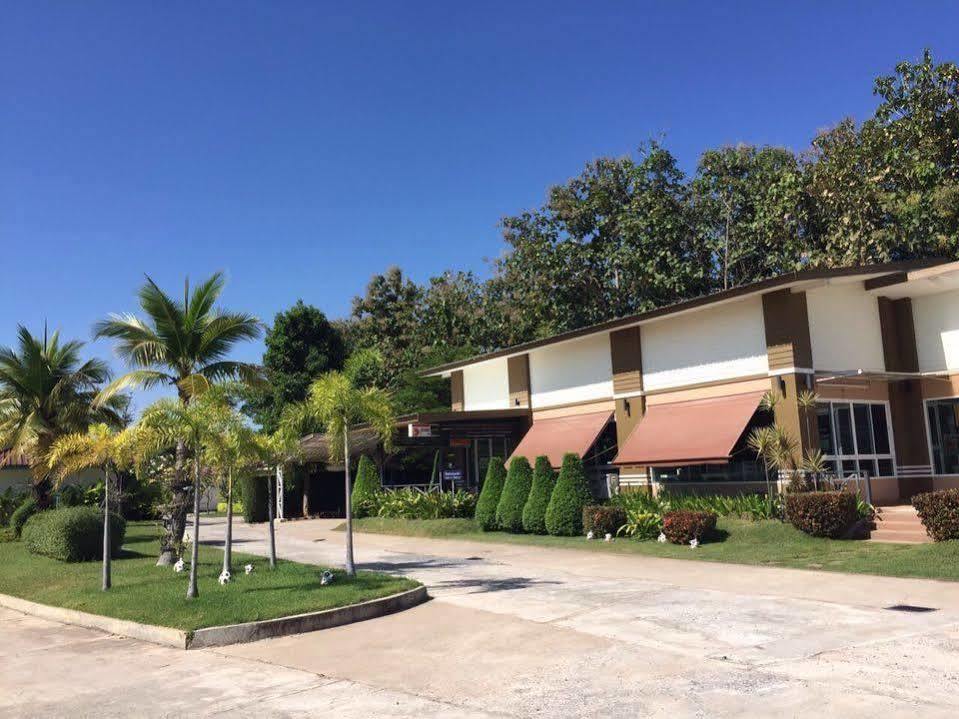 The Orchid House Hotel Nong Kung Yai Ngoại thất bức ảnh